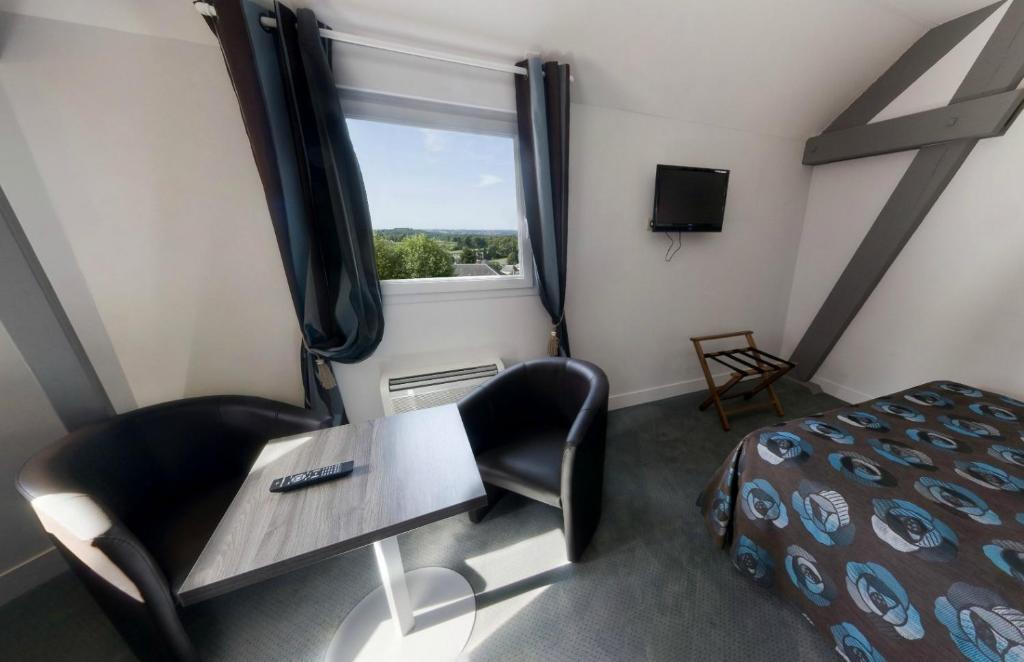 Logis Hotel De La Tour Masseret 객실 사진